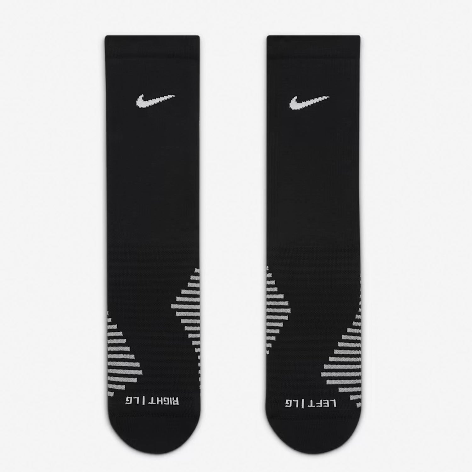 Nike Strike urheilusukat, Musta