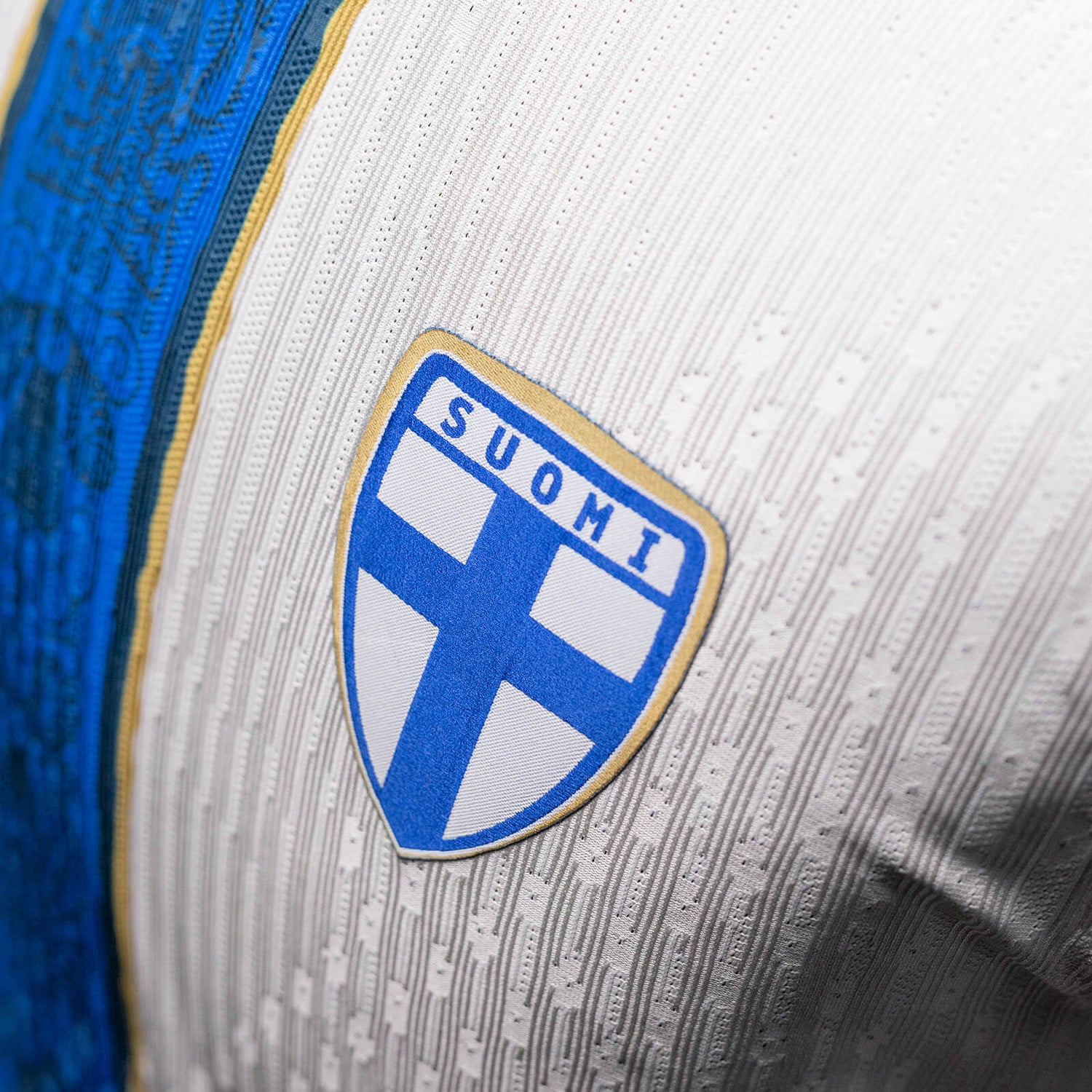 Suomi Virallinen Kotipelipaita 2025/26, Player Edition