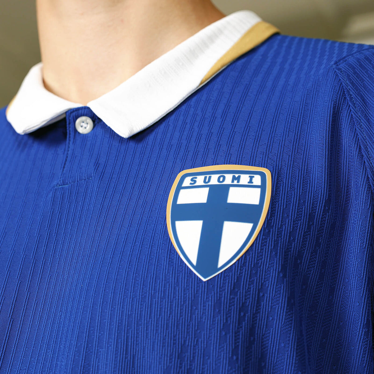 Suomi Virallinen Vieraspelipaita 2026/27, Player Edition